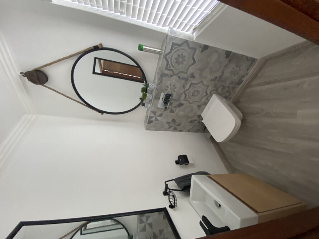 219889BE-5FE3-4F00-B94F-A2478C7BD59A